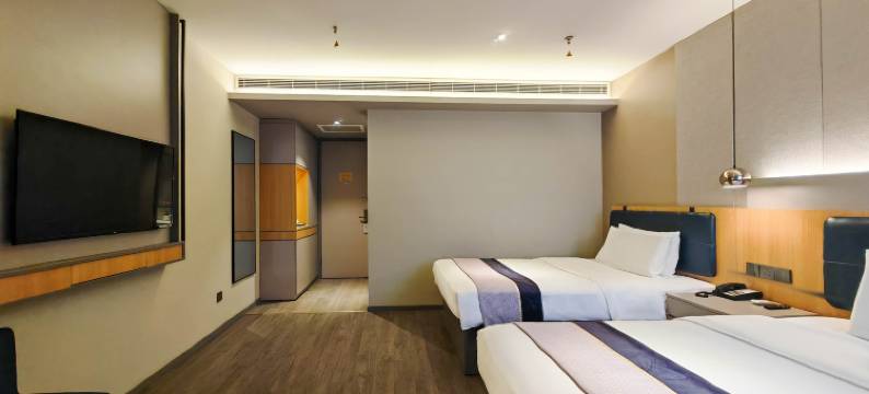 如家商旅酒店(白山民中街店)图片