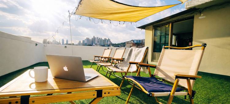 屋顶私享 J(Rooftop stay J, Camping-style Terrace, Modern Room, Traditional Market, 3R4B, Real Seoul)图片