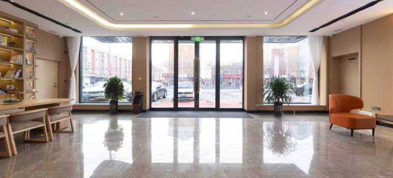 如家旗下UP华驿智旅酒店(嫩江市公路客运总站店)图片