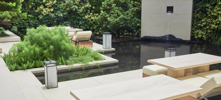 优范Plus·江景酒店(医科大一附院南湖公园店)图片