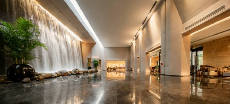 格林缦旅大酒店(八一广场一附院店)图片