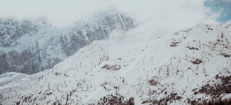 Rifugio Colere 1600 by Cloud 7图片