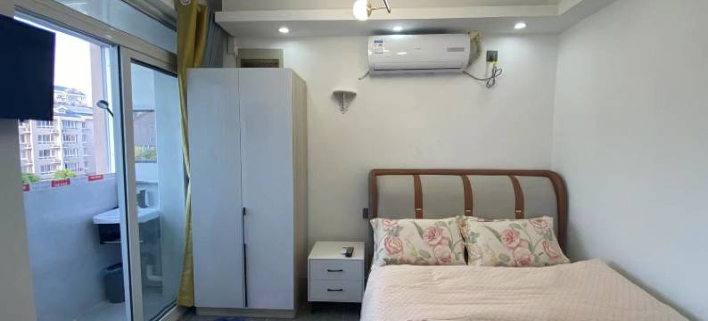 上海彩虹民宿(复旦大学附属眼耳鼻喉科医院浦江院区店)图片