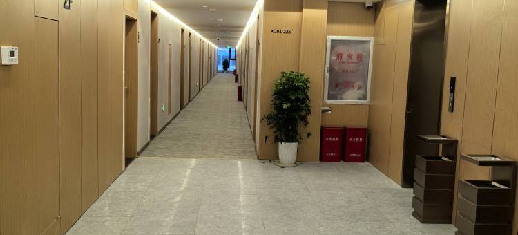 天马国际富氧酒店(塔钦冈仁波齐风景区店)图片