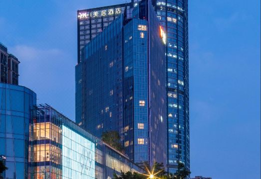 广州天河体育中心美居酒店外景图