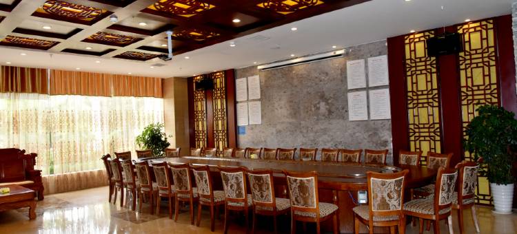 岑巩盛唐酒店图片