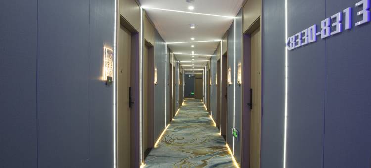 上古电竞酒店(西乡地铁站店)图片