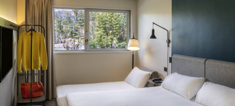 宜必思巴塞罗那维拉德塞斯机场酒店(Ibis Barcelona Aeropuerto Viladecans)图片