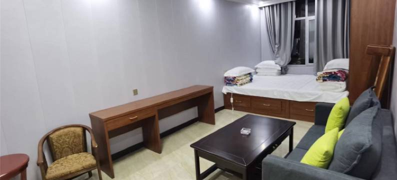 青海湖湖畔花海民俗酒店图片