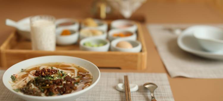 丙中洛稻隐山居民宿图片