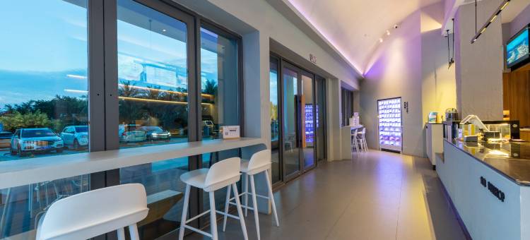 铂顿国际公寓(惠州十里银滩亚婆角店)图片