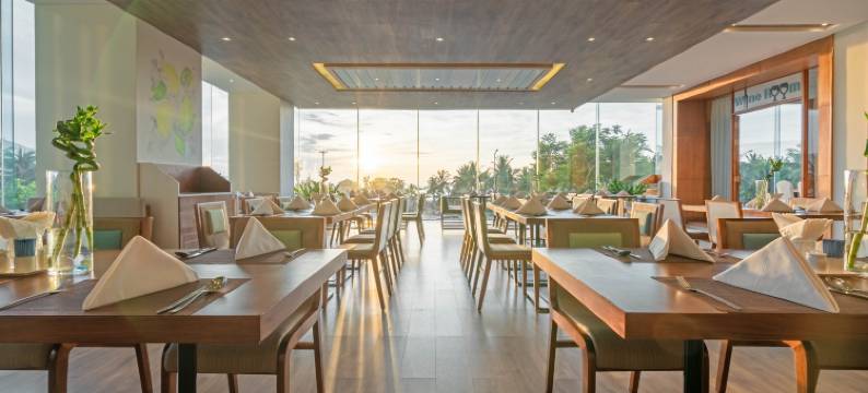 乐卡尔特岘港海滩酒店(A La Carte Da Nang Beach)图片