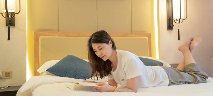 蝶尚兰花酒店(黄山屯溪老街店)图片