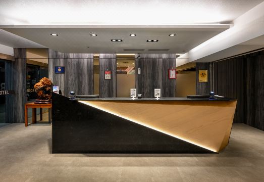 Le Room Hotel TaoyuanHotel Overview