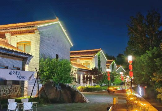 石家庄平山黄金本寨酒店外景图