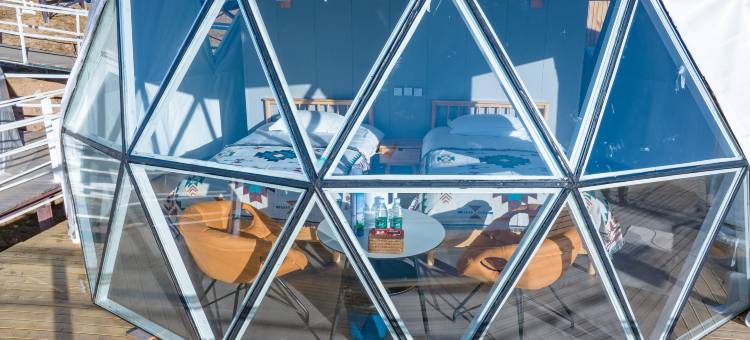 牛背山·星辰营地图片