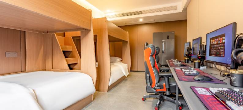 均墨电竞酒店(洛阳火车站店)图片