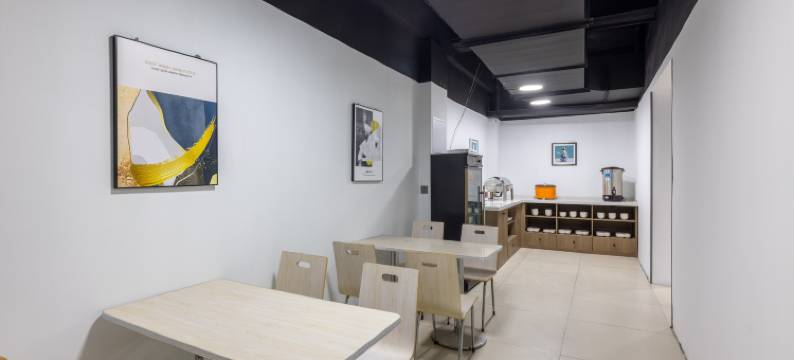 喆途商务酒店(石家庄南三条步行街勒泰中心店)图片