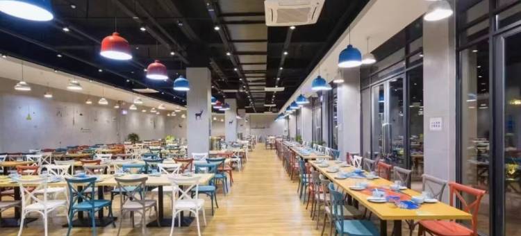 豪朗公寓(吴川鼎龙湾海洋王国店)图片