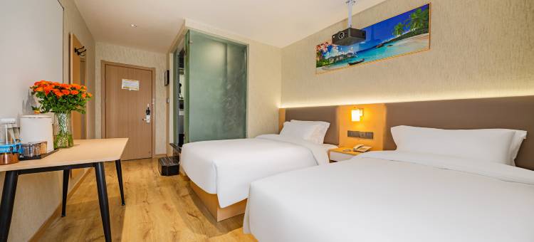 越家酒店(井冈山大道洪都航空工业集团店)图片