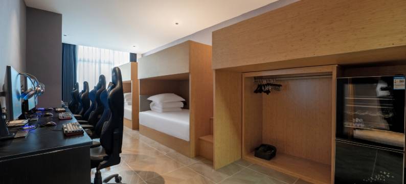 安宁电竞酒店(东台鼓楼步行街店)图片