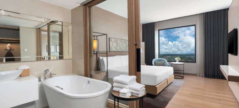 罗勇市中心假日套房酒店(Holiday Inn & Suites RAYONG CITY CENTRE by IHG)图片