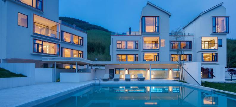 莫干山原舍·怀谷私汤溯溪民宿(野邻花园营地店)图片