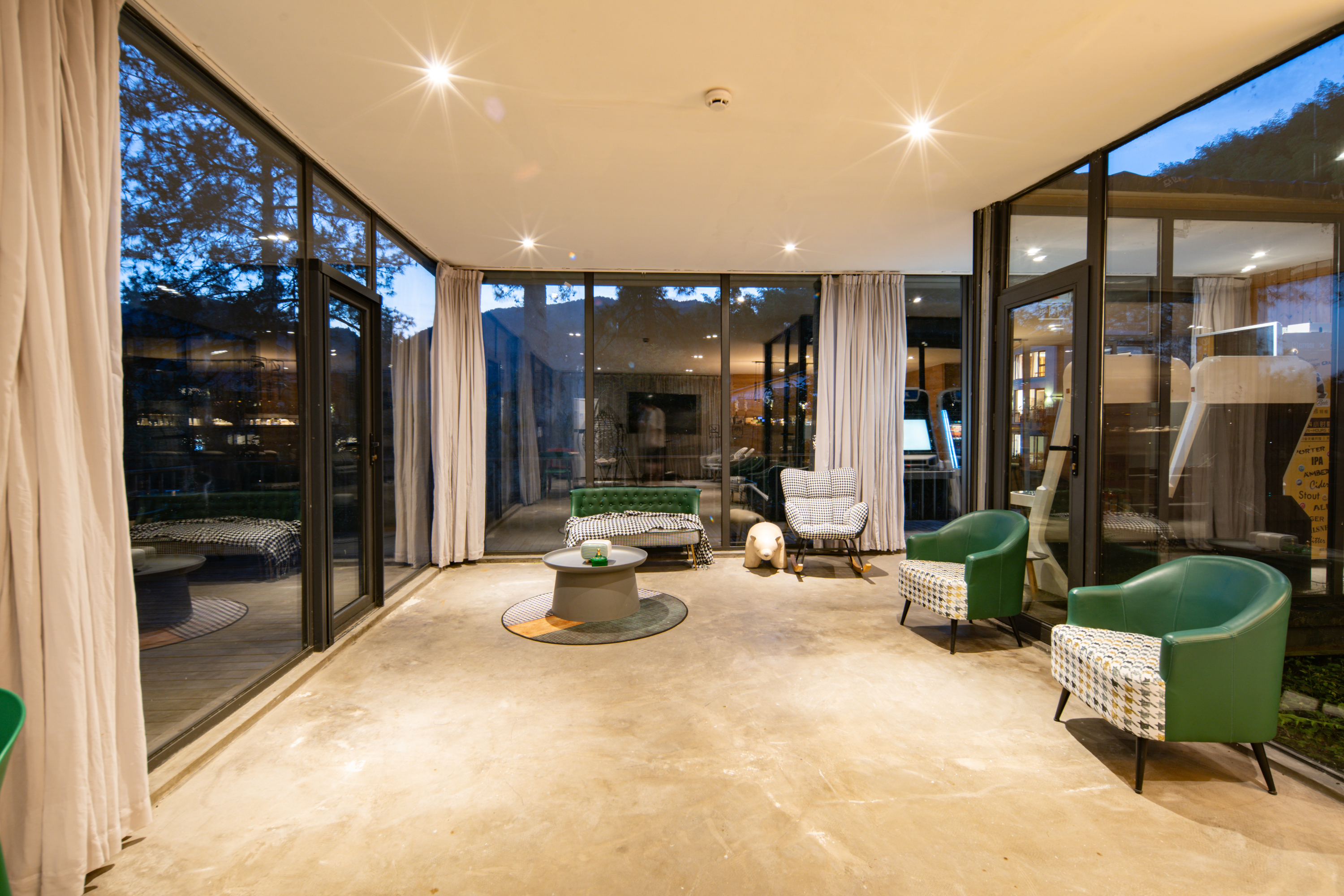 tlyunrivera Over view