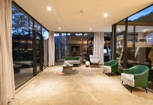 tlyunrivera Hotel Overview