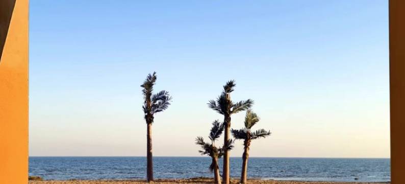 海边小筑民宿图片