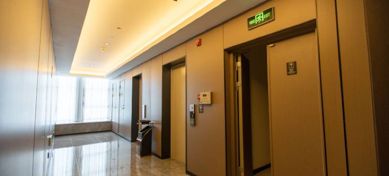 翔瑞假日酒店(安康高新万达店)图片