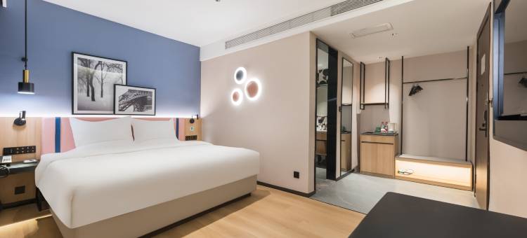 柏纳S酒店(喀什行政审批局小亚郎湿地公园店)图片