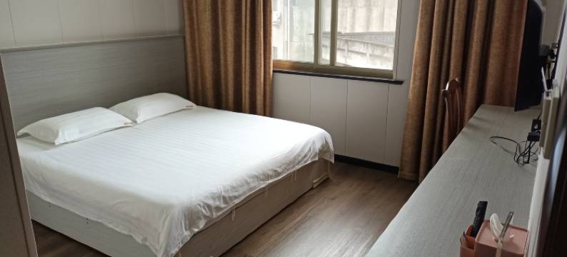 湖溪丽景宾馆(里歌线店)图片