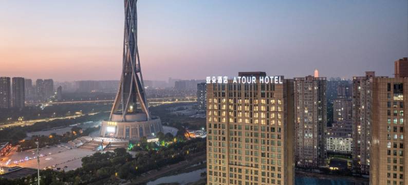 郑州中原福塔航海东路亚朵酒店图片