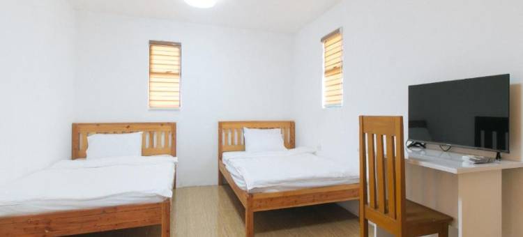 帕拉纳克市红多兹阿尔奎萨住宅酒店(RedDoorz @ Alquiza Residences Parañaque)图片