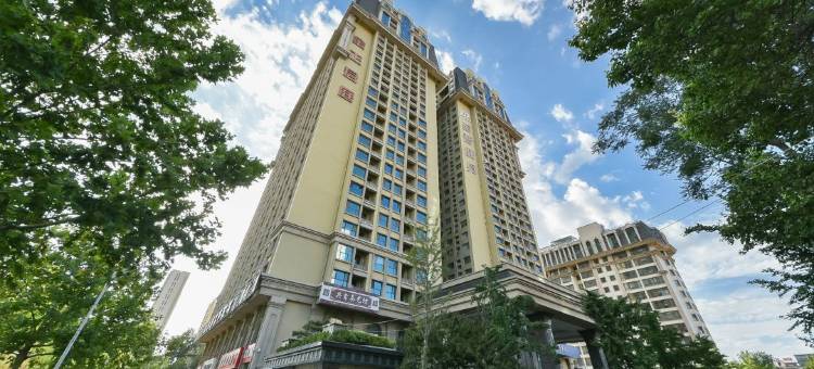 叶与晨电竞电影酒店(建设大街东风路店)图片