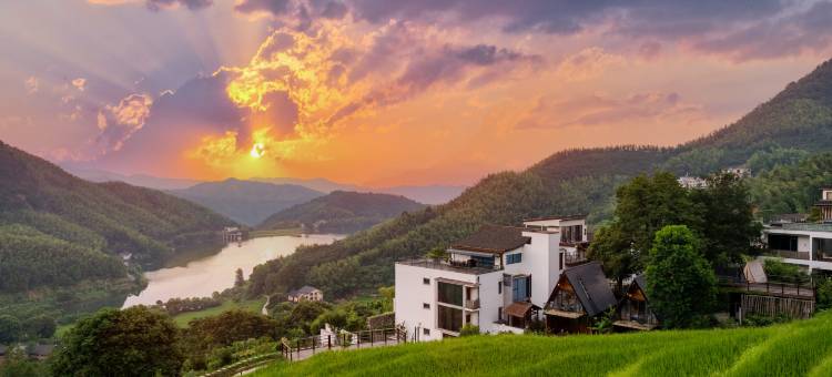 宜春旧雨新知轻奢民宿(明月山温泉度假村店)图片