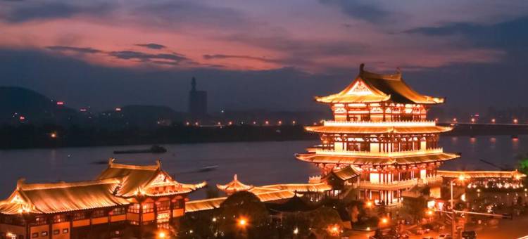 FunGee欢致酒店(长沙五一广场南门口地铁站店)图片