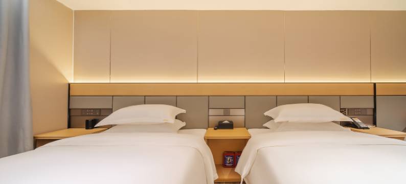 日丽智能酒店(湛江高铁西站店)图片