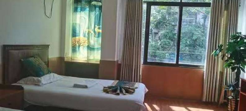 恩施三凤宾馆(学院路店)图片