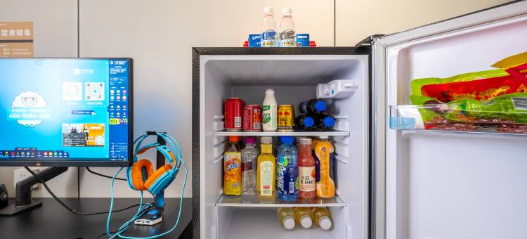 爱电竞酒店(兴仁市人民医院兴仁广场店)图片