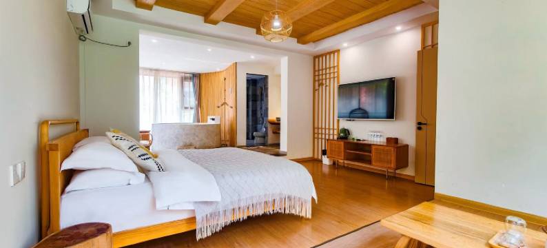 弥勒澜泉逸墅民宿(湖泉生态园店)图片