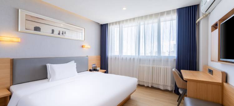 IU酒店(北京西站丽泽商务区六里桥东地铁站店)图片