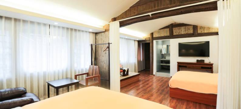 想住幸福里客栈(腾冲和顺古镇店)图片