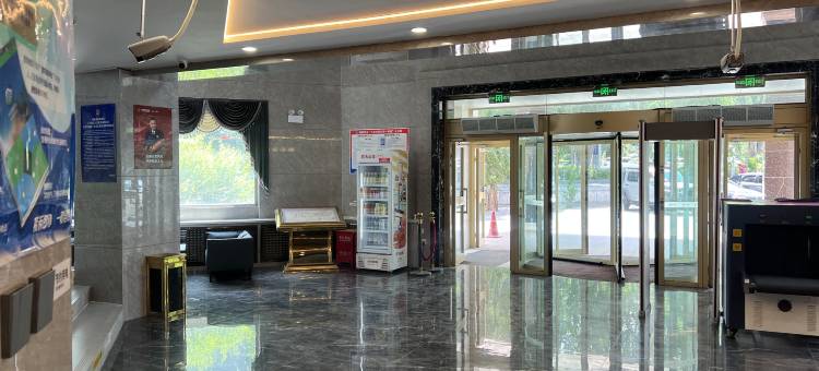 艺龙安云酒店(奎屯市火车站驿马巷餐饮旅游文化街店)图片