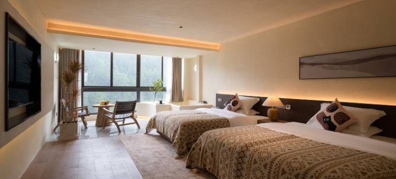 鹏程玖岳民宿(西江千户苗寨观景台店)图片