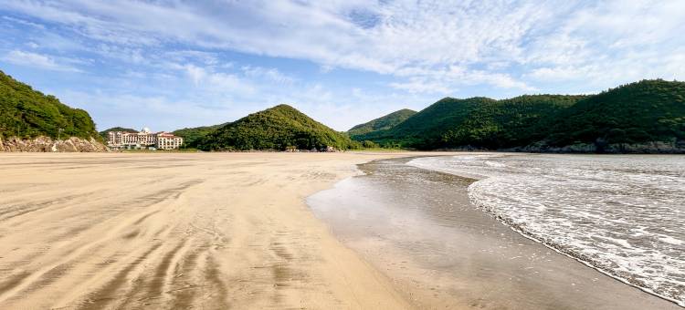 宁波工人疗养院酒店(象山东海半边山店)图片