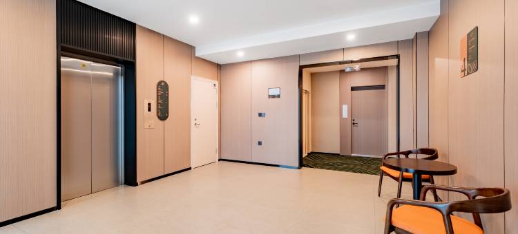 亚悦酒店(鄂尔多斯准格尔旗沙圪堵镇伊东小区店)图片