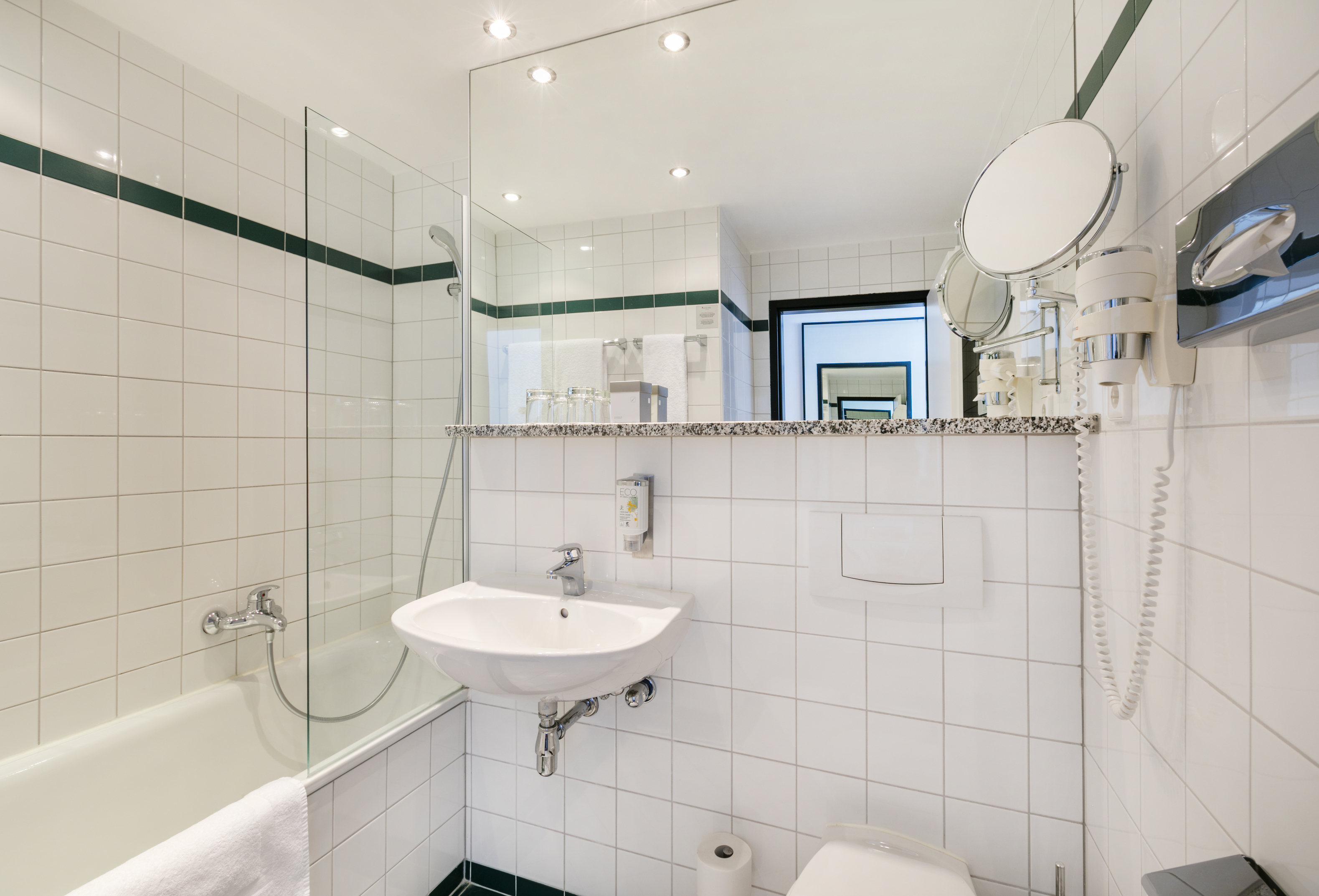 ARCOTEL Nike LinzOver view