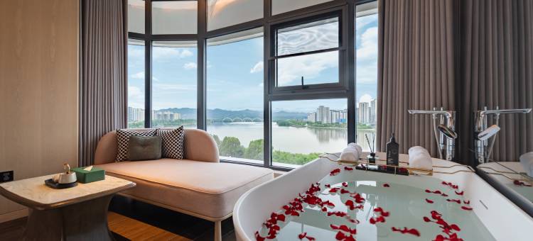 艾思艺酒店(天汉湿地公园店)图片